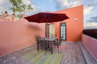 1BR Rooftop King Suite Casita in Centro - Bungalows