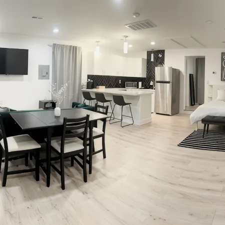 Boro Oasis - Your Peaceful Modern Retreat, 5 min to MTSU and 35 min to Nashville