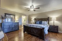 Sunset Mountain Views From Back Deck & Sapphire Resort Amenities 1-Level 3BR/2BA - Wifi