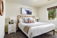 Private Pool & Spa, Pickleball, King Beds, Near Zion, Sleeps 16+, Game Room - 3-Star