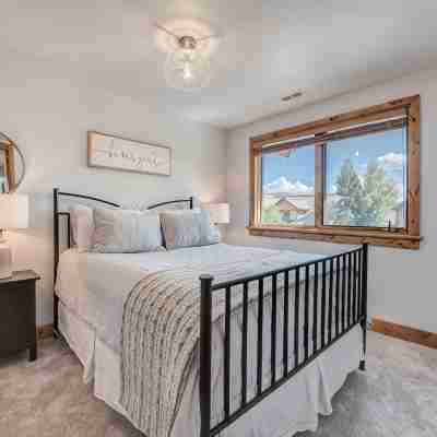 All-Season Respite on the Jordanelle Rooms