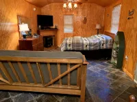 Jewell between Fall Creek Falls, Burgess Falls and Rock Island State Parks - Homestays