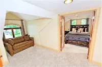 Saratoga Lake Waterfront with Dock, Near Racetrack & Downtown Saratoga! - Wifi