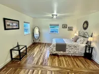 Cozy apartment in a lovely and quiet neighborhood - 4-Star