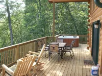 HAWKS RIDGE HIDEAWAY- Luxury Cabin & Great Get-Away! Amaazing view! - 4-Star
