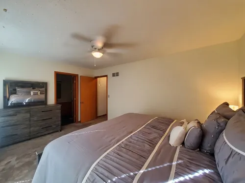 Comfy Newly Furnished Home - Wi-Fi