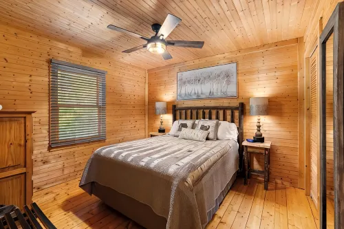 Cozy Mountain Getaway - Hiking, Waterfalls & Pond - Buck Mountain - Near Boone - Homestays