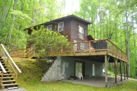 Locust Flats -  Pet-Friendly Mountain  Cabin =  Decks-Views-Firepit - 4-Sterne