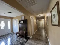 Spacious and Luxurious Home - อ่างจากุชชี่