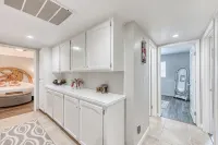 Casa Barrera Soothing 3-Bedroom Home in a North East Fresno! - Kitchens