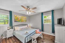 Bright & Cheery Bungalow - Mins to Downtwn Fort Mill