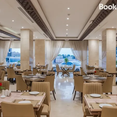 Naviti Warwick Al Khobar