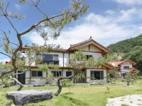 Gyeongju Samnamu Pension Hotels near Sinseonsa Temple