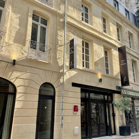 Hôtel du Théâtre - Hypercentre - Climatisé