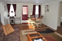Sanctuary Woodland Guest House, located next to the conservation area! - 2-Sterne