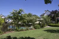 Auburn Cottage Pool House, Spa and Grounds G & Christmas Now Open 5 Day Min - 4-Star