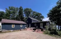 Beautiful 6 Bedroom Cabin on 1100 Acre Lake in Fryeburg Maine - Homestays