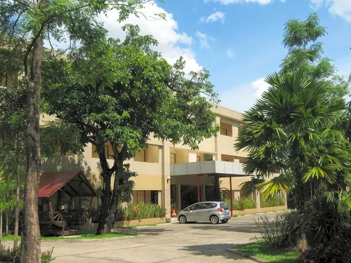 Srisomthai Hotel - Airport Shuttle