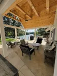 Newly renovated & furnished 3 bdrm, 2 bath lake home, dock, spectacular view - 4-stjärniga