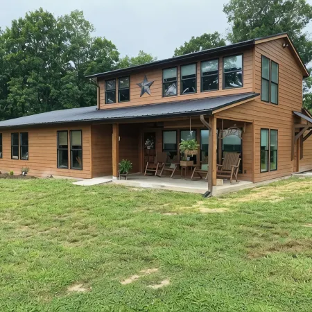 Amazing Mountain Views, Cabin, Private Farm Setting, Convenient Location