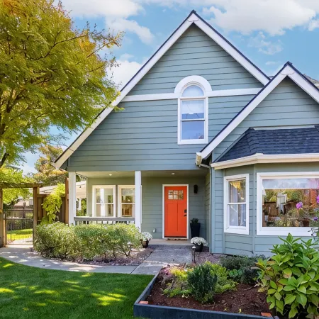 Newly renovated, centrally located home with private gate, RV parking & Hot Tub