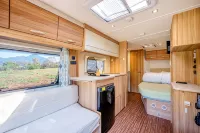 Gapyeong Namiseom Marina Caravan Park - Swimmingpools