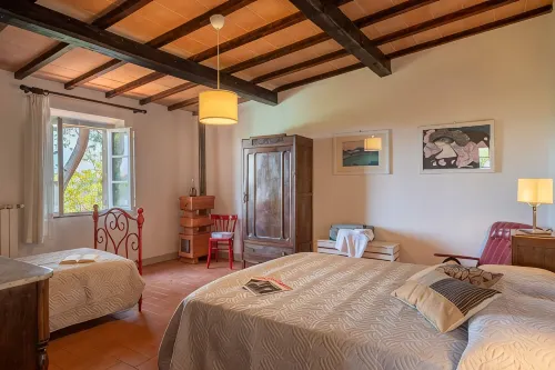 Villa in Gambassi with pool, A/C, village and restaurant at walking distance, - Villas