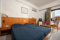 Heronissos Hotel - Cheap