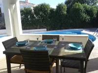 Modern Beach Style Villa, Close To Beach, Restos & Shops, Big Pool, Renovated. - Vila