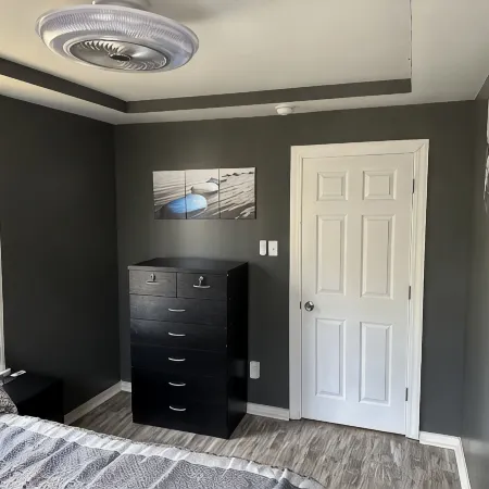 Quite and Peaceful Modern Home Away From Home in the Mountain State!!!!