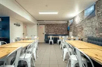 Auberge de Jeunesse de Tournai - Youth Hostel - Bãi đậu xe