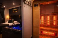 Appart Hotel Spa Perpignan - Hot Tub