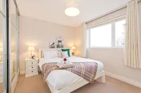 Broc House Suites - Condos