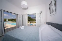 Luxury Villa with Guest House in tranquil setting with Private pool - สระว่ายน้ำส่วนตัว