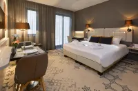 Martin's All Suites - 4-Star