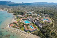 Roda Beach Resort & Spa - Pool