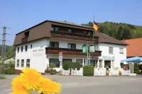Gasthof Zur Traube Hotels in Eberbach
