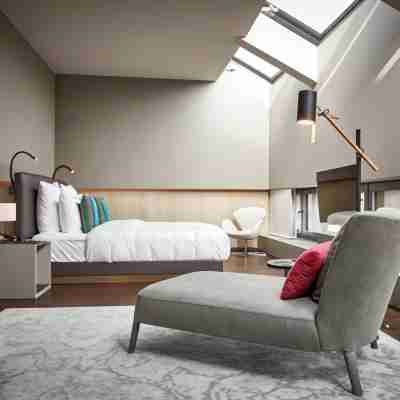 SO/ Berlin Das Stue Rooms