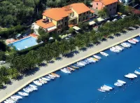 Hotel della Baia Hotel a Le Grazie