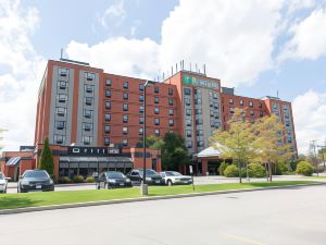 Holiday Inn & Suites Windsor (Ambassador Bridge)