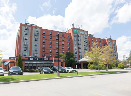 Holiday Inn & Suites Windsor (Ambassador Bridge)