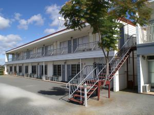 Monto Colonial Motor Inn