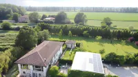 Agriturismo Fattoria Corte Roeli Hotels in Altedo