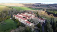 Hôtellerie de l'Abbaye Hotels in L'Isle-Jourdain