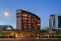 Days Hotel by Wyndham Istanbul Maltepe Отели рядом с достопримечательностью «Istanbul Sehir University»