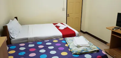 Baan Yuyuen Hotels near Pathumthani University