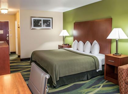 Quality Inn & Suites South Bend Airport