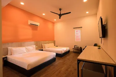 The Wood Boutique Hotel Hotels near Pasaraya Top Opal (Bukit Pasir)