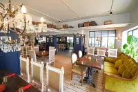 Kings International Juhu Hotels in Mumbai