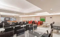 Hotel S3 Setrasari Bandung
